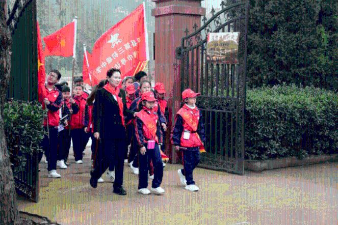 满洲里市委编办以“最强党支部”为抓手 推动全市机构编制工作高质量发展